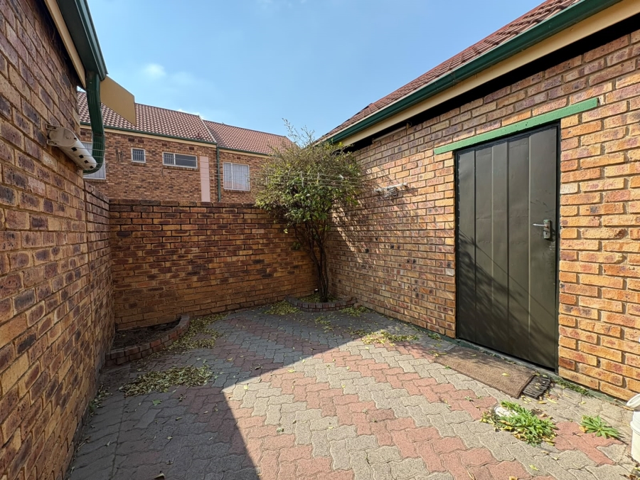 3 Bedroom Property for Sale in Vaalpark Free State